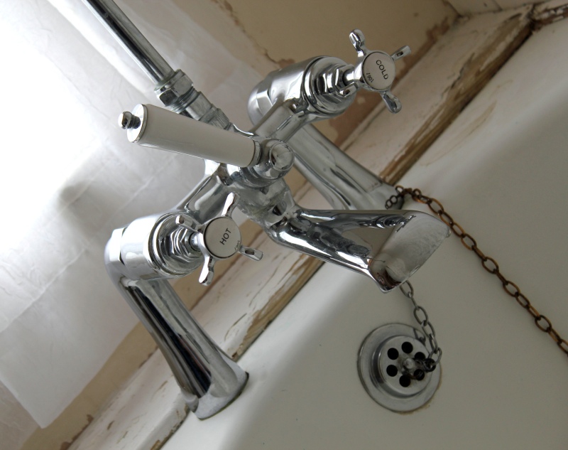 Shower Installation Horley, Smallfield, Burstow, RH6